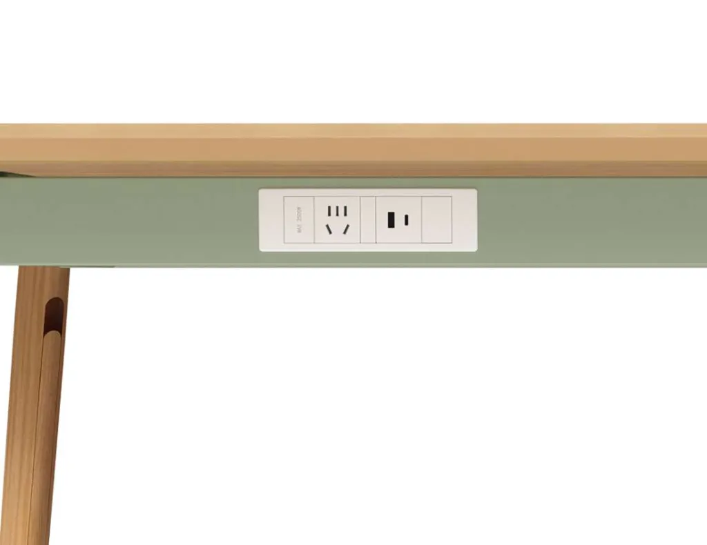 30 - Commons MFC - Power Socket.webp