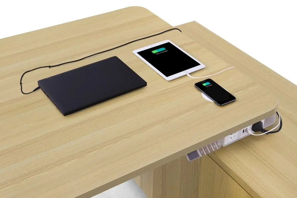8 - Envolve Plus - Convenient Wireless Charger and Socket to Support BYOD-ps.webp